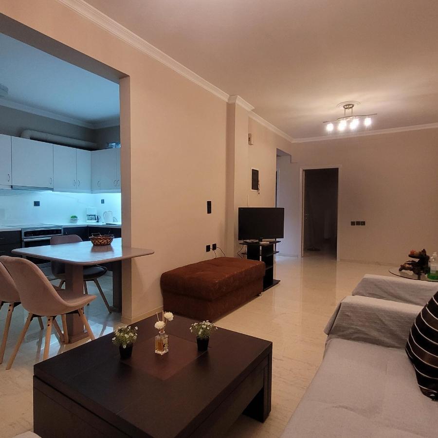 Soficos Sea View Apartment นาฟปาคตอส ภายนอก รูปภาพ