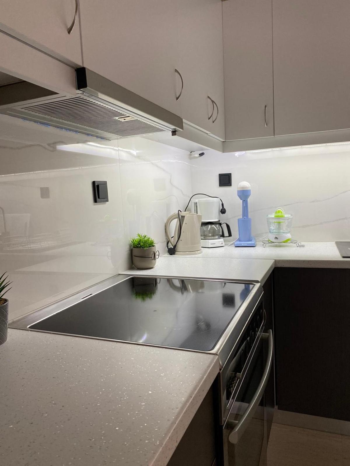 Soficos Sea View Apartment นาฟปาคตอส ภายนอก รูปภาพ